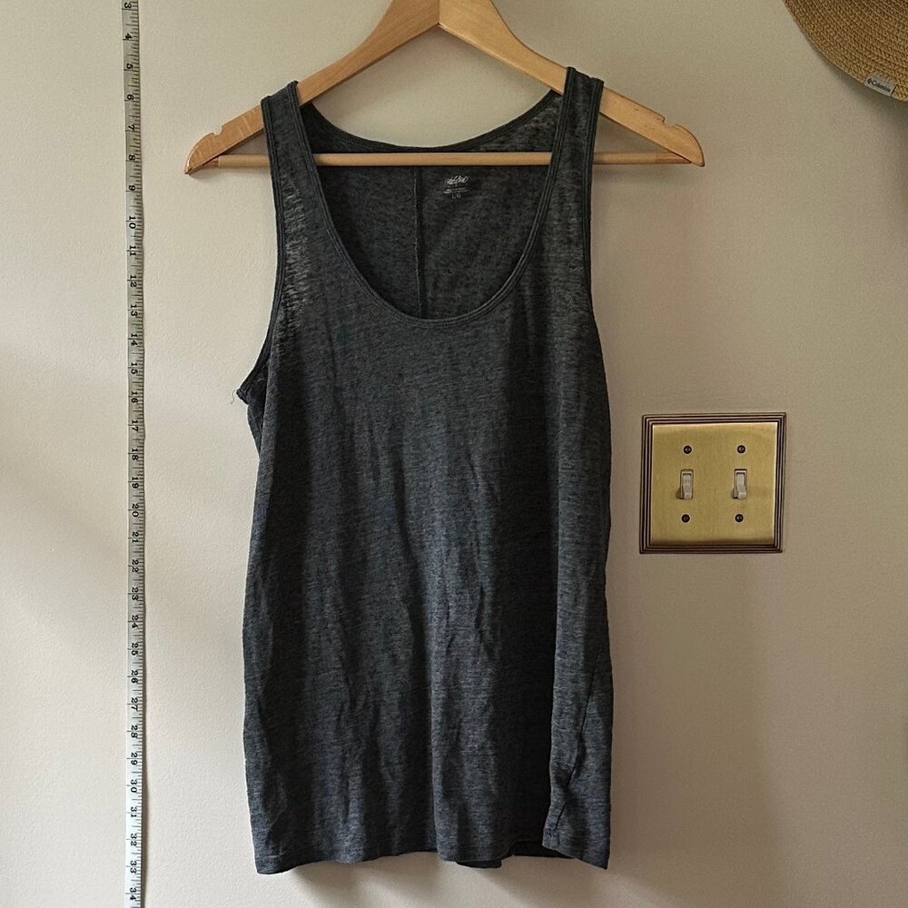 Mossimo workout tank, L, gray